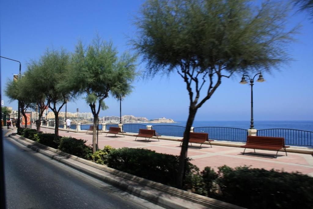 Superlative Apartment With Valletta And Harbour Views سليمة المظهر الخارجي الصورة
